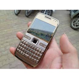 Điện thoại Nokia E72 chính hãng
