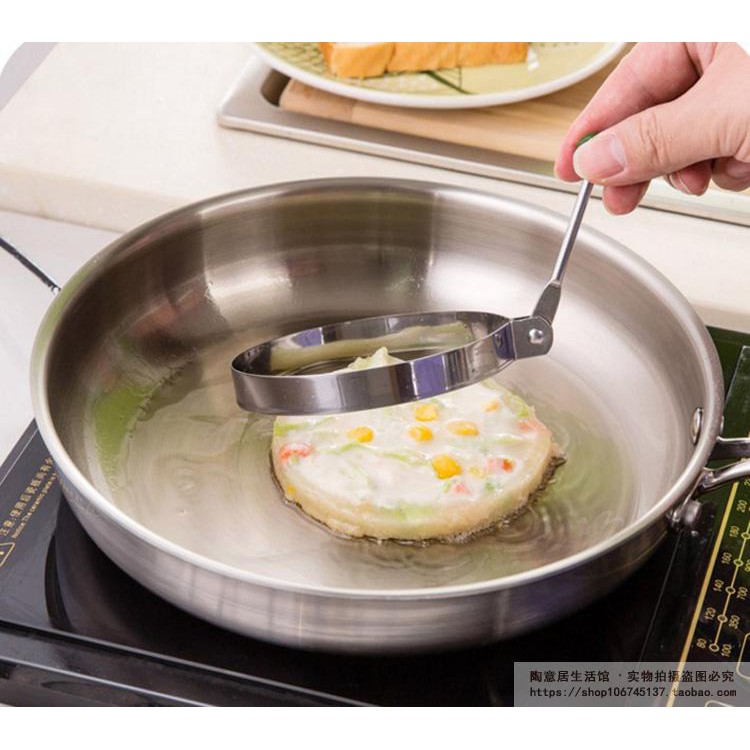 Khuôn Chiên Trứng Cho Nhà Bếp Chất Liệu Thép Không Gỉ Có Tay Cầm Nhựa Chống Bỏng Tiện Lợi | BigBuy360 - bigbuy360.vn