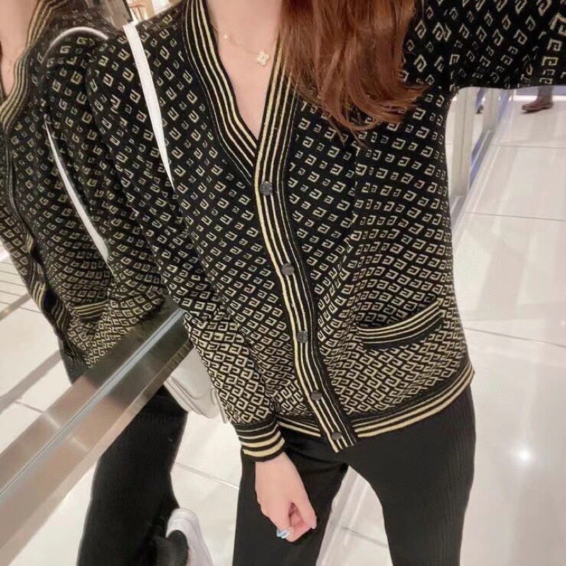 áo len cardigan logo cổ chữ v đầu xuân gucci GC GG