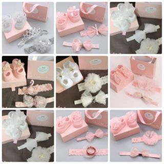 Combo 2 băng đô, 1 vớ full box cho bé đầy tháng hoặc làm quà tặng cho bé