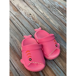 Dép cá mập baby Shark cute cho bé
