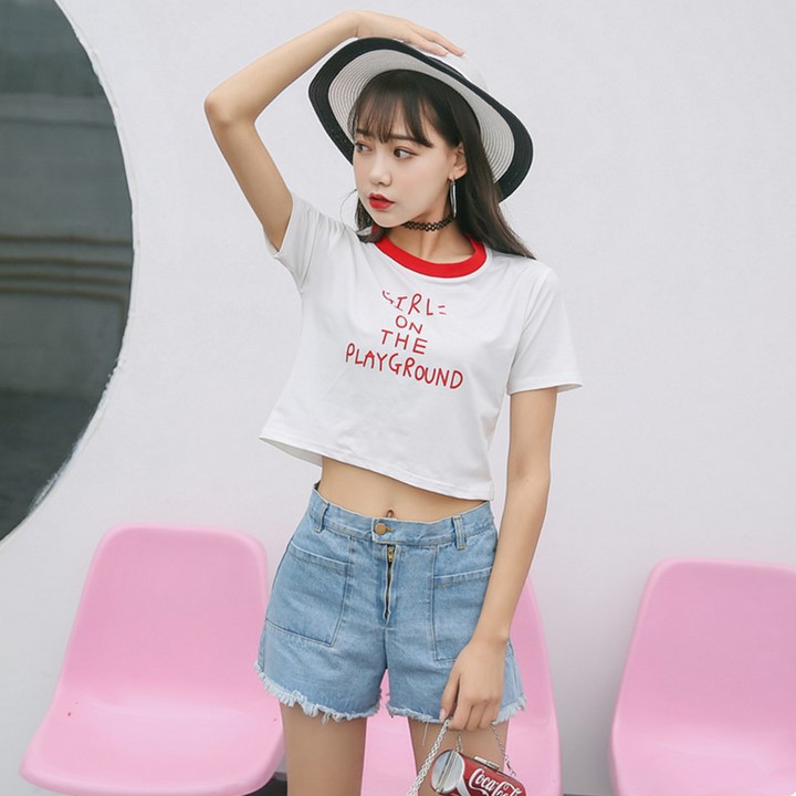 [Mã WASTUP giảm 10% tối đa 30K đơn 99K] [Sale Mid Year Áo croptop form rộng tay ngắn cổ tròn Girl On, chất thun cotton | BigBuy360 - bigbuy360.vn