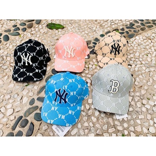 Mũ bucket và lưỡi trai