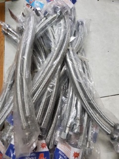 Dây cấp nước bình nóng lạnh