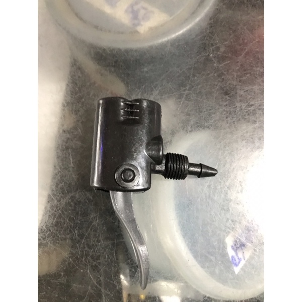 Đầu bơm xe máy xe đạp