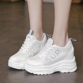 Giầy sneaker nữ độn đế