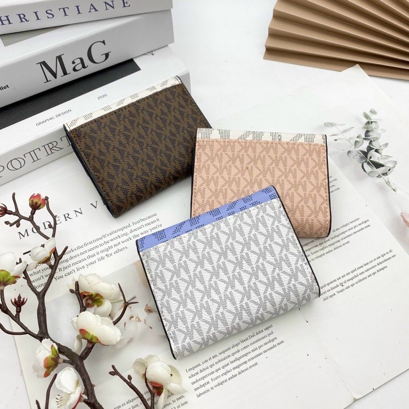 VÍ MICHAEL KORS NGẮN NẮP NHỌN