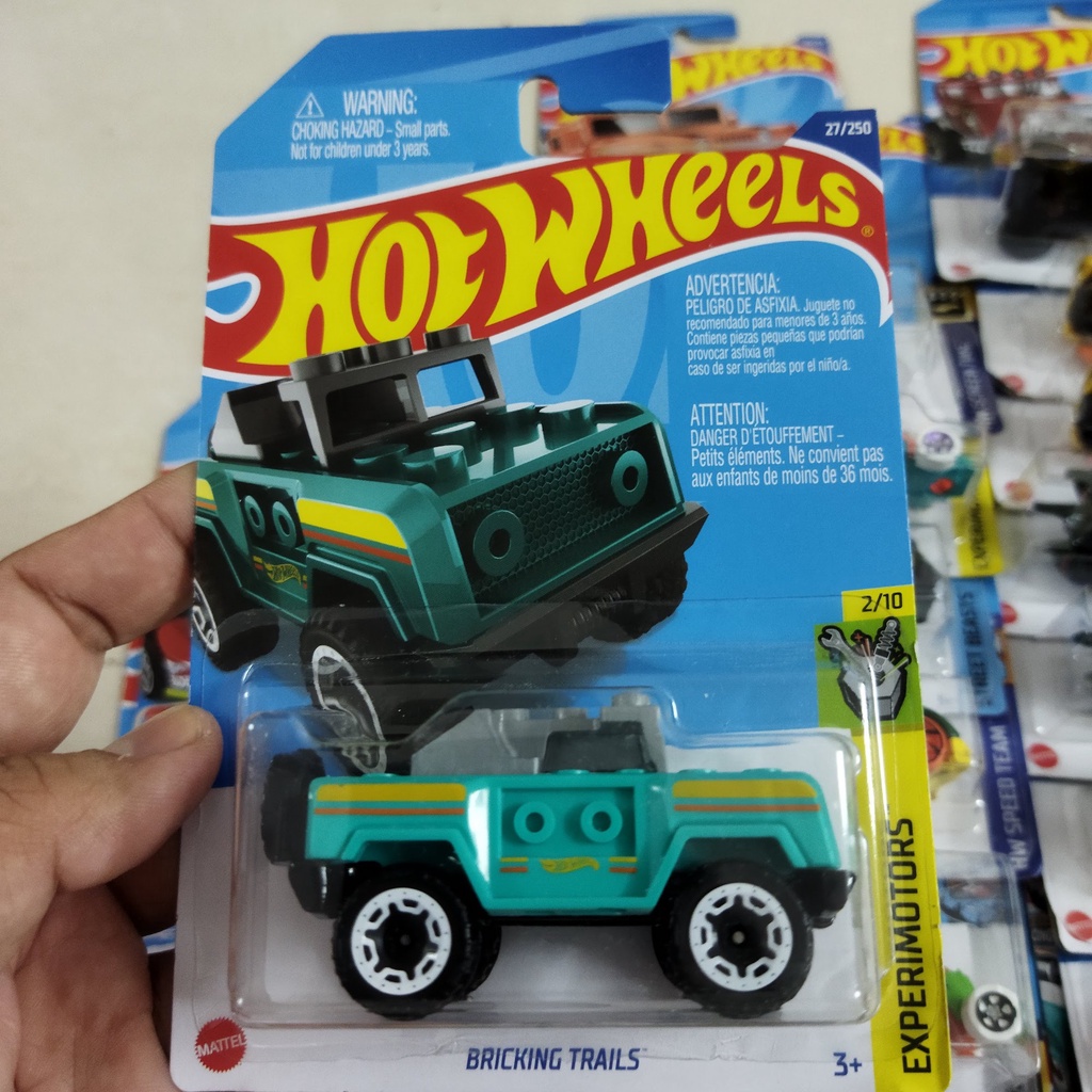 Xe Mô Hình Chính Hãng HotWheels cơ bản đồng giá (MS: 01)