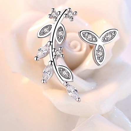 Bông tai / khuyên tai thời trang có hộp tặng kèm