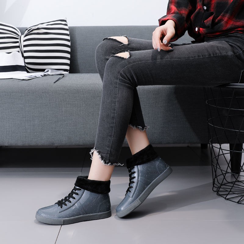 Giày Boots cổ thấp chống thấm nước dành cho nữ