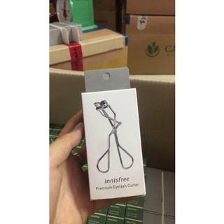 Kẹp Mi Cao Cấp Innisfree Premium Eyelash Curler