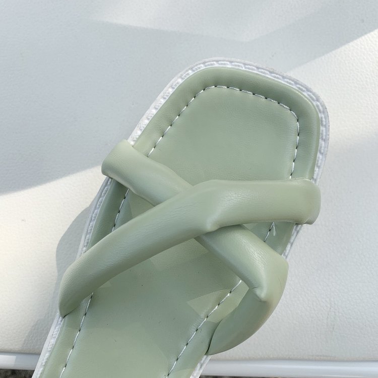 Giày Sandal Nữ Mũi Vuông Quai Chéo Thời Trang