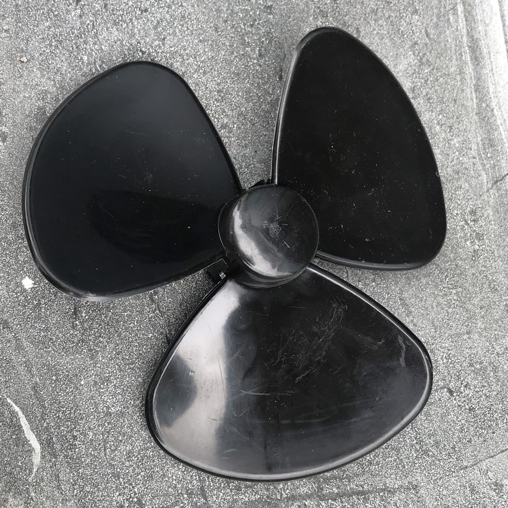 Combo 3 Cánh Quạt Tủ Lạnh Nhựa Loại: Đen; Trắng; To; Trung; Nhỏ