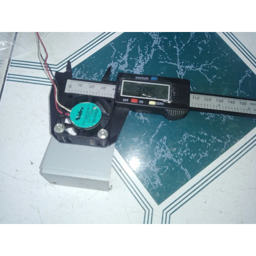 Quạt nhỏ Nidec 12- 24v - kt 4cm - quạt layer lớp, quạt đầu phun máy in 3D