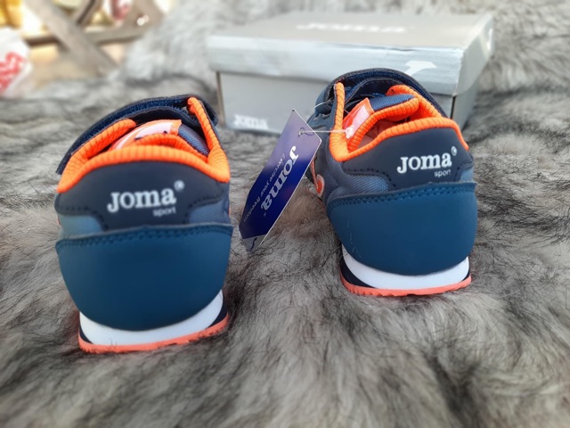 Giày thể thao xuất hiệu Joma