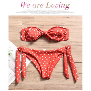Bikini chấm bi đỏ đô mẫu Tây