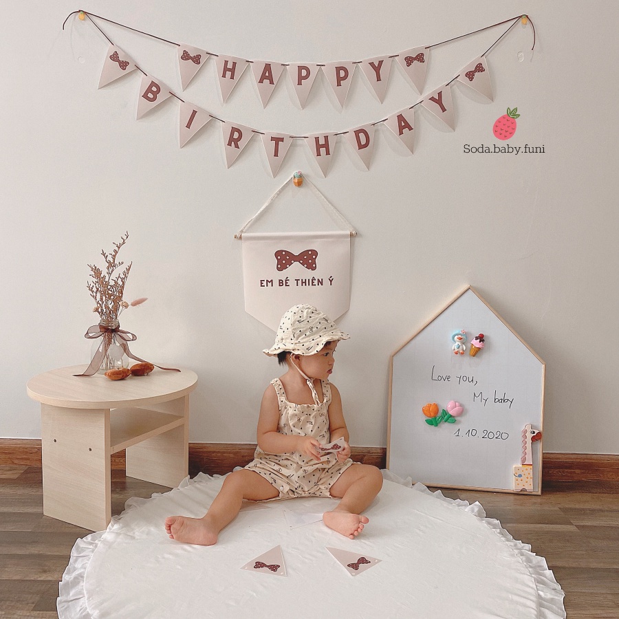 Dây tam giác Happy birthday trang trí sinh nhật theo tên bé phòng tông nâu phong cách hàn quốc dài 140cm