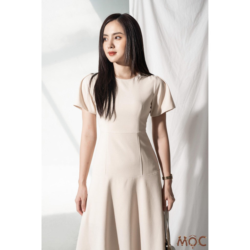 Dori Dress - Chất liệu đũi Nhật cao cấp, mặc một lần là thích mê | BigBuy360 - bigbuy360.vn