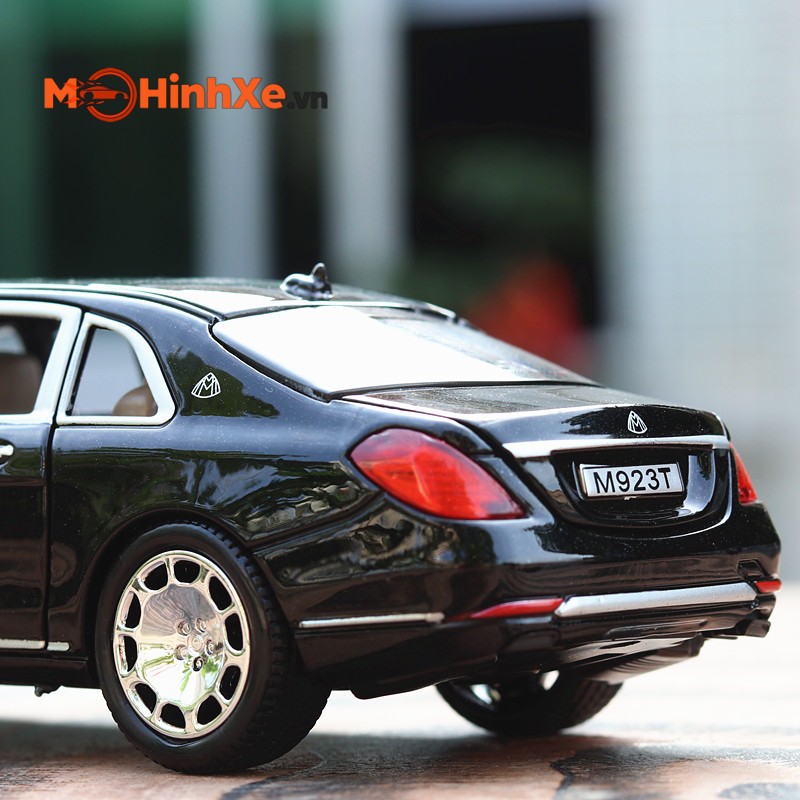 MÔ HÌNH XE MERCEDES-BENZ MAYBACH S600 PULLMAN tỉ lệ 1:24 XLG