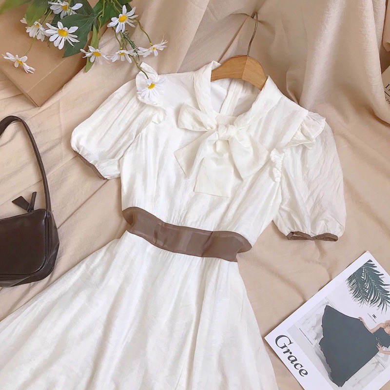 ĐẦM TRẮNG XOÈ EO NÂU