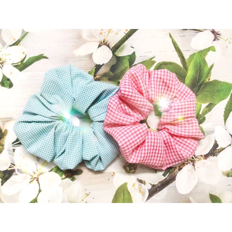 Dây cột tóc vải scrunchies caro (size 11 cm)