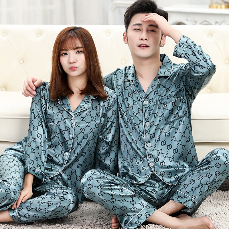 Bộ Đồ Ngủ Tay Dài Bằng Vải Lụa Y2667-1 (Only One)