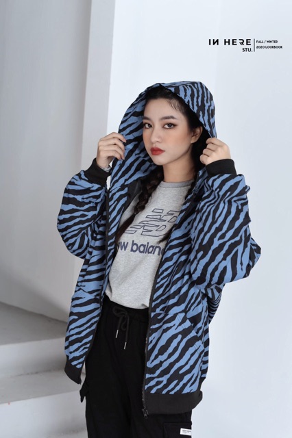 Áo khoác họa tiết vằn 30A31 | BigBuy360 - bigbuy360.vn