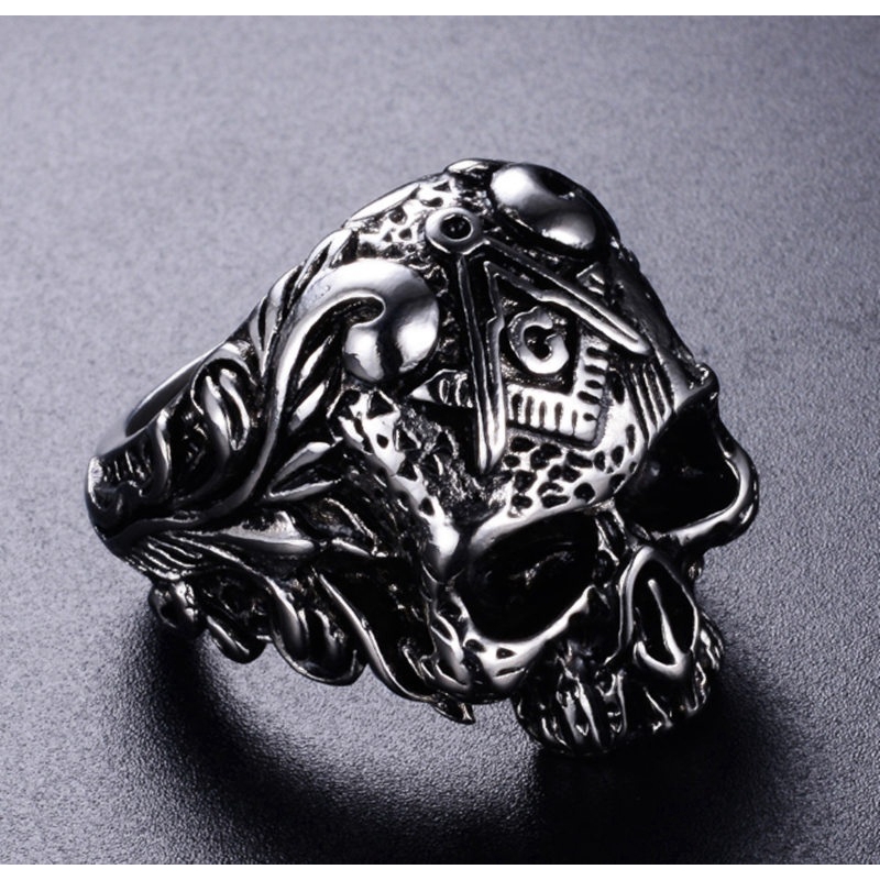 Nhẫn hình đầu lâu kiểu retro độc đáo