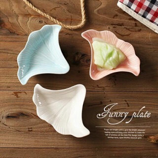 Bát sứ hình vây cá cho bé ADKN