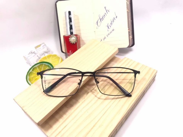 Gọng kính cận kim loại nam nữ BucShop, thiết kế mắt vuông phù hợp với nhiều khuôn mặt 9042 | BigBuy360 - bigbuy360.vn