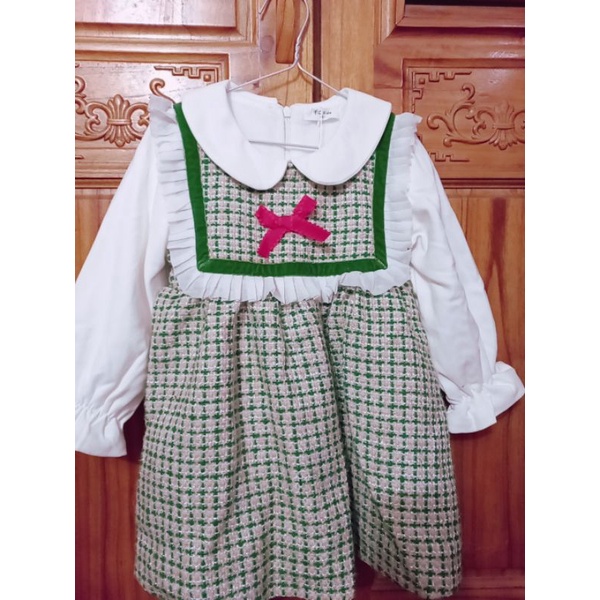 VÁY DẠ KẺ XANH CỔ LƠ CHO BÉ