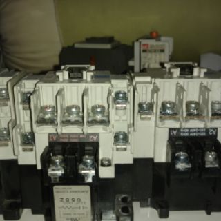 Khởi động từ (contactor) Mitusbishi 21A
