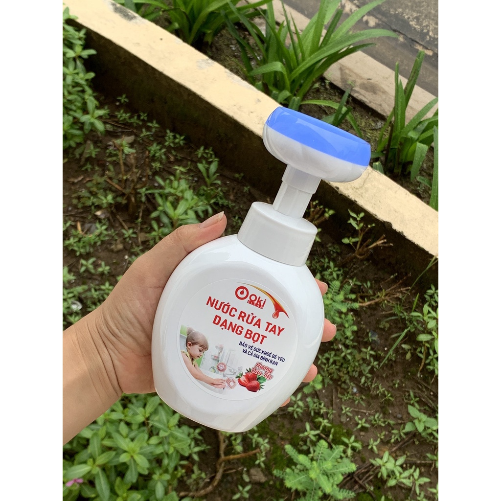 Nước Rửa Tay Tạo Bọt Cho Bé Và GĐ Hình Bông Hoa Dễ Thương OKi Clean Hương Táo Xanh,Dâu Tây,Việt Quất 500g