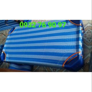 Giường vải lưới