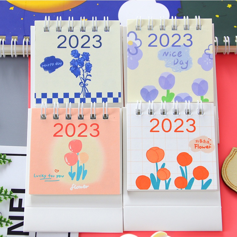 1 Lịch Để Bàn Mini 2023 65 * 70mm Hình Hoạt Hình Đáng Yêu, Kích Thước 2023
