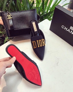 SỤC DIOR CHẤT LỤA
