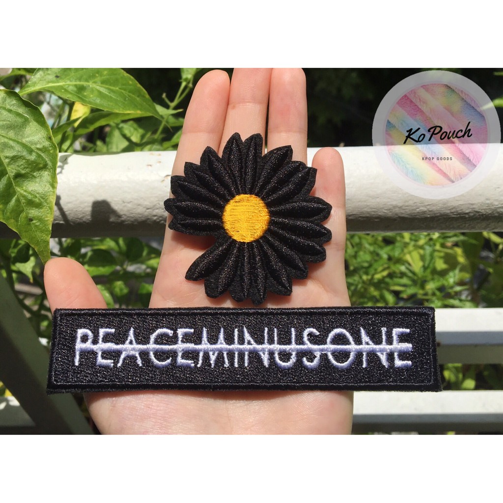 Sticker ủi / miếng thêu hình hoa cúc daisy màu đen, patch custom giày para-noise vers 2.0 G-Dragon Peaceminusone x AF1