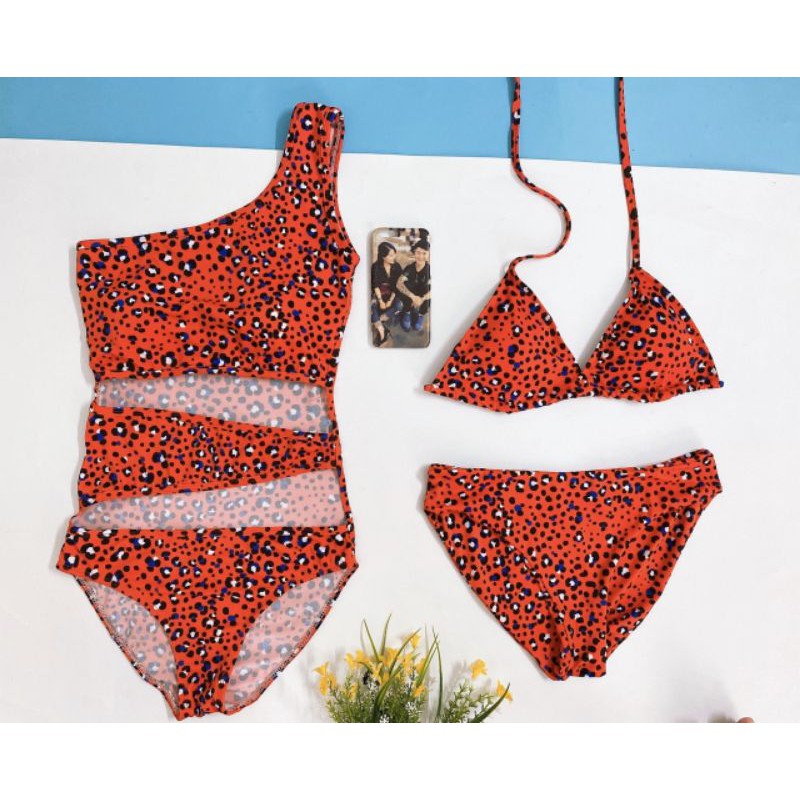 Bikini da báo đỏ