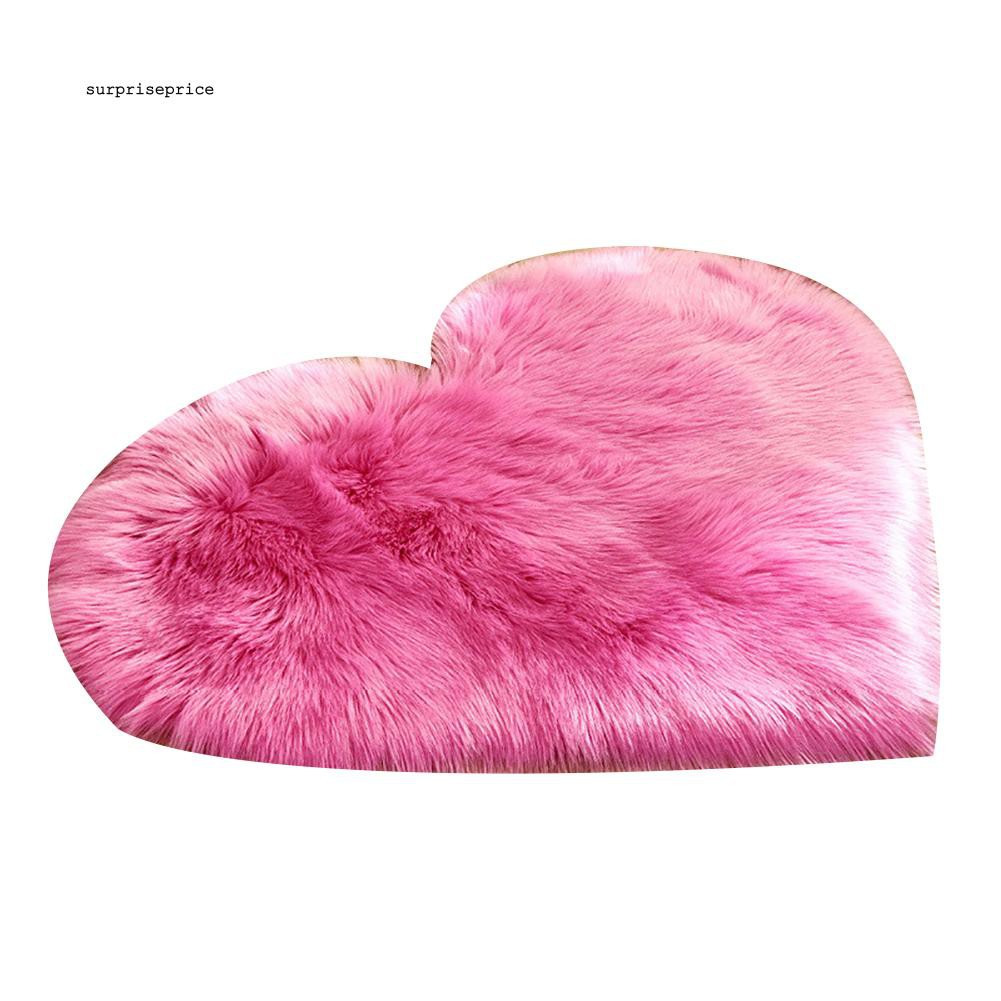 Thảm bông chống trượt hình trái tim sáng tạo