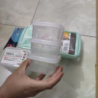 Khay đựng đồ ăn dặm