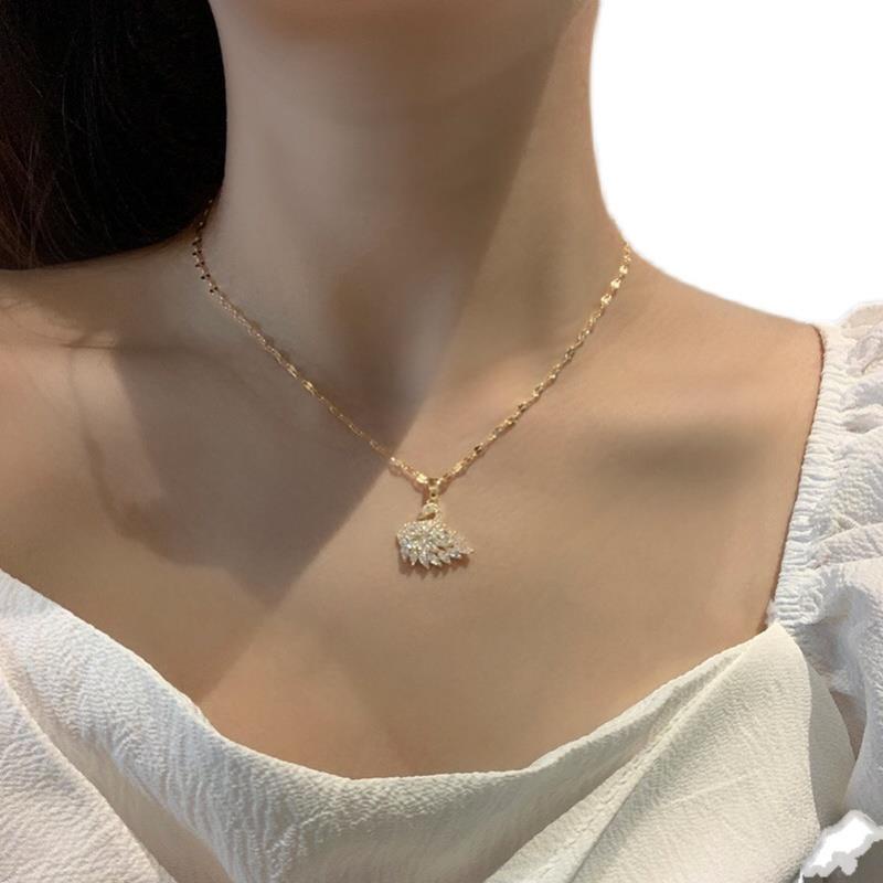 Vòng cổ Thép Titan Mặt Thiên Nga Không Phai Màu