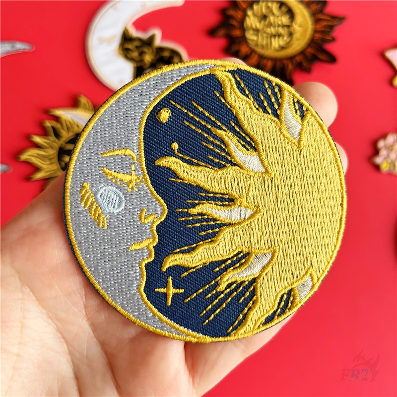☸ Miếng Dán Ủi Hình Mặt Trăng Và Mặt Trời ☸ 1 Sticker Ủi Thêu Hình Huy Hiệu Phong Cách Retro