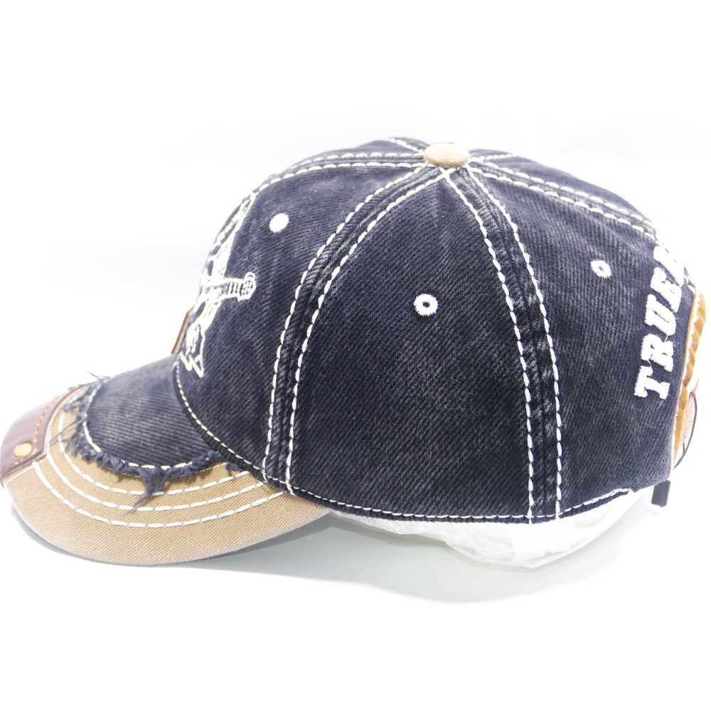 Nón kết ông địa True Religion loại xịn thêu một nữa - Chất liệu vải Jeans cao cấp, vá da trước kết tạo nên sự đẳng cấp