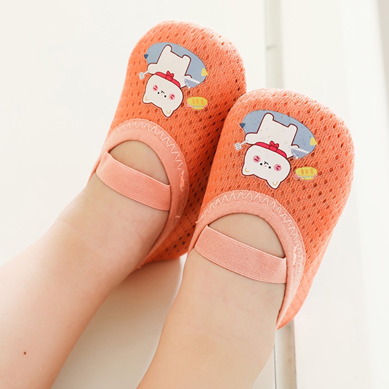 Giày Tập Đi Đế Cao Su Chống Trượt Thiết Kế Lưới Thoáng Khí Họa Tiết Hoạt Hình Đáng Yêu Dành Cho Bé