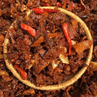 Khô bò tỏi