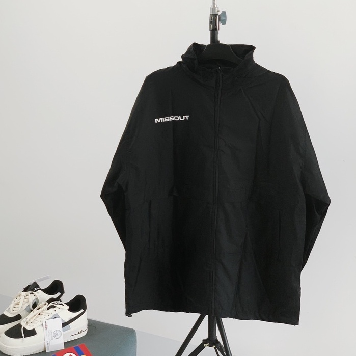 Áo khoác dù nam nữ Missout racing jacket , áo khoác gió local brand unisex , form rộng size us zip 2 lớp - Gin store