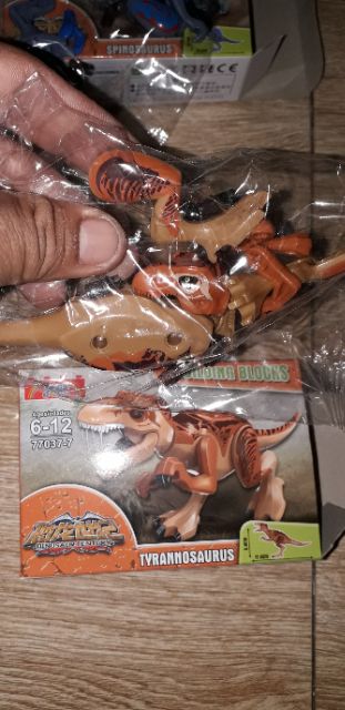 Lắp ráp 1 hộp LegoDinoSaurCentury  Khủng Long 77037
