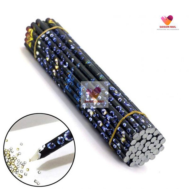 Bút chấm đá nail