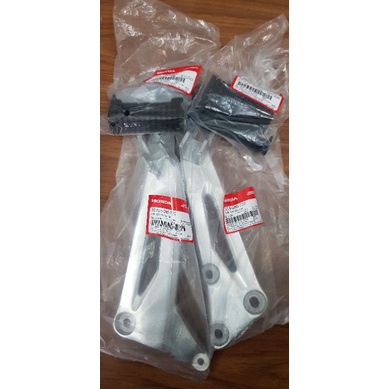 Báng để chân sau xe Dream Việt Honda