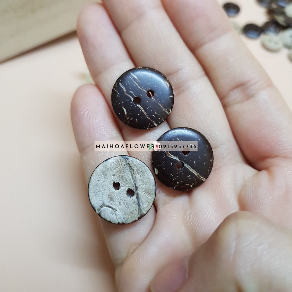 Set 50 nút áo cúc cài áo bằng gỗ dừa dùng làm nút cúc cài áo sơ mi, cài quần, Maihoaflower